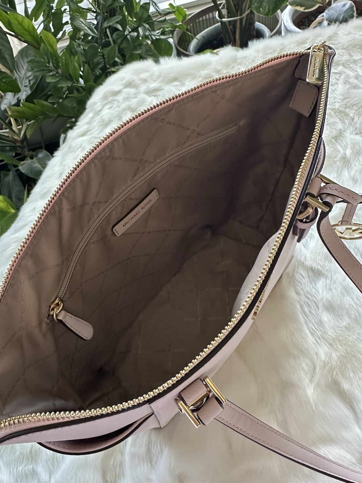 Michael Kors Charlotte Large Top Zip Tote – Powder Blush